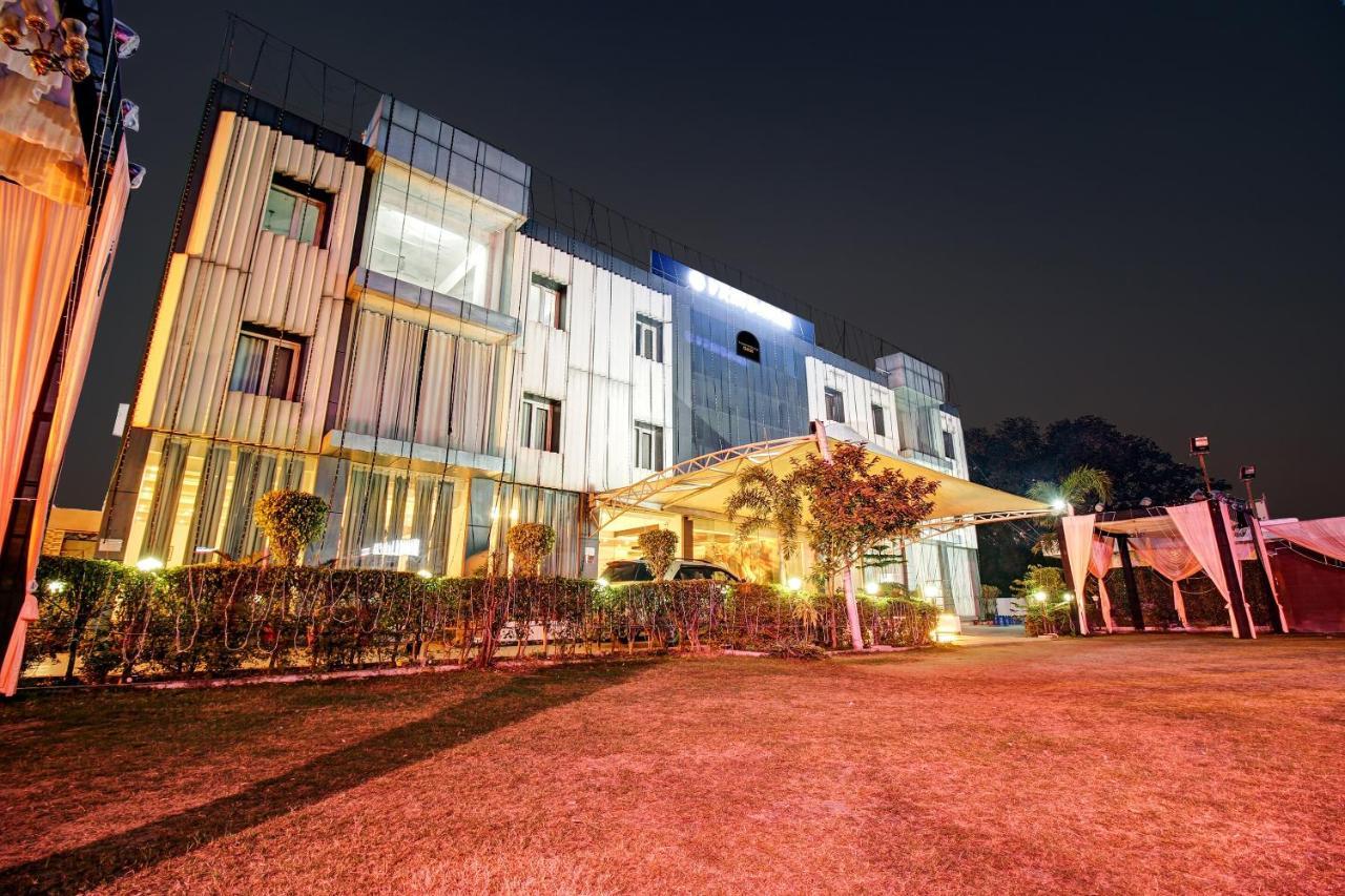 Hotel Vrindavan Sultānpur Exterior photo
