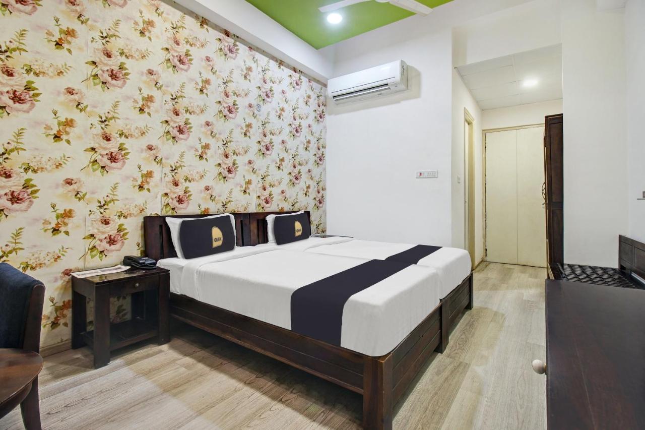 Hotel Vrindavan Sultānpur Exterior photo