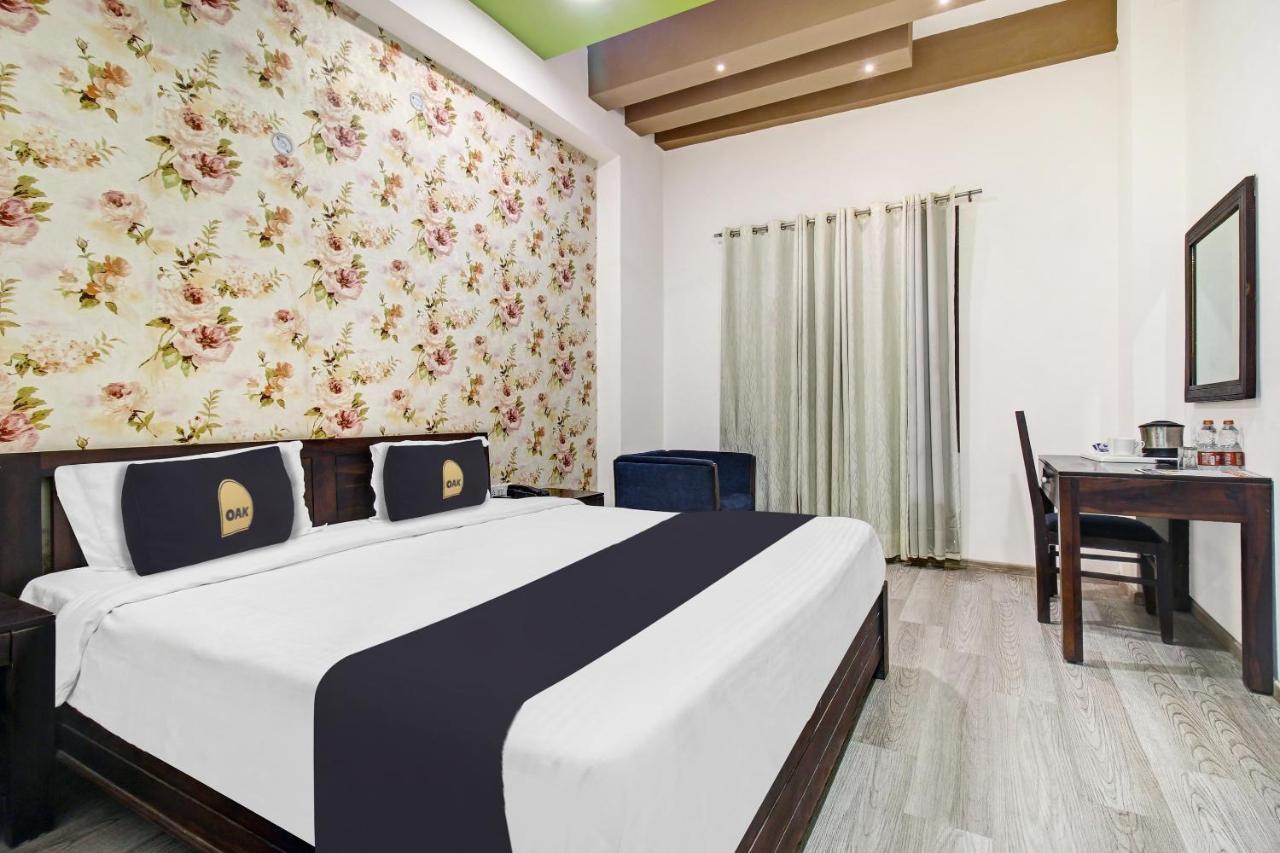 Hotel Vrindavan Sultānpur Exterior photo